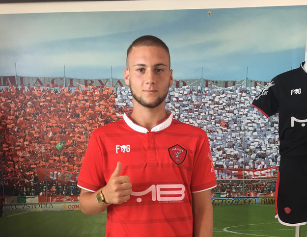 Manuel De Paola con la maglia del Perugia