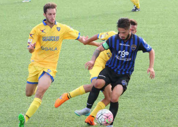 Latina e Frosinone ufficializzano gli svincolati © Libralato