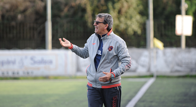 Guglielmo, direttore sportivo del Futbol
