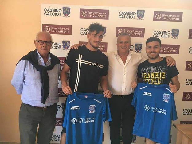 I due giocatori con la maglia del Cassino