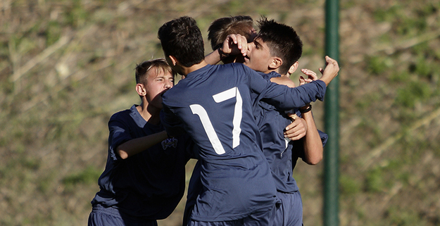 I 2002 della Fortitudo esultano ©shotsport.it