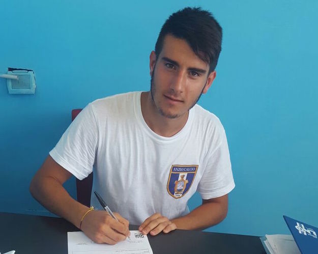 Andrea Tell firma con l&apos;Anzio
