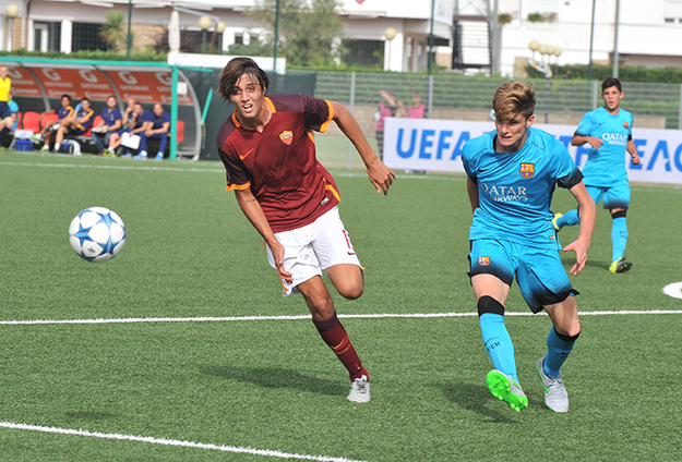 Soleri contro il Barcellona ©Del Gobbo