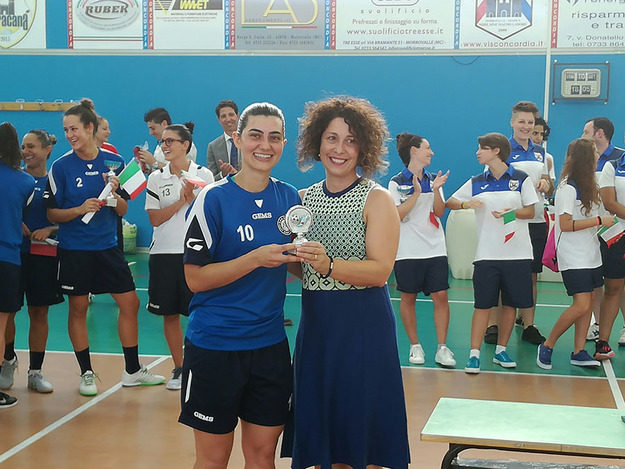 Lucileia con il trofeo