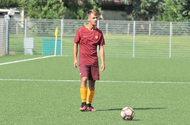 Salvatore Pezzella, avvio strepitoso per il centrocampista © DelGobbo