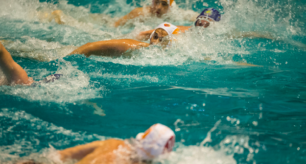 Roma Nuoto, buona la prima