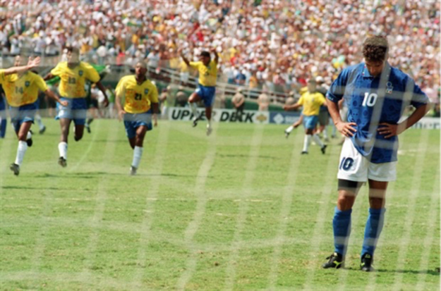 Baggio dopo aver fallito il rigore a Usa 94