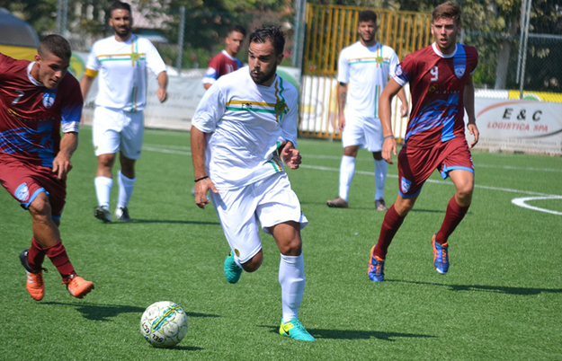 Racing, Caratelli in azione