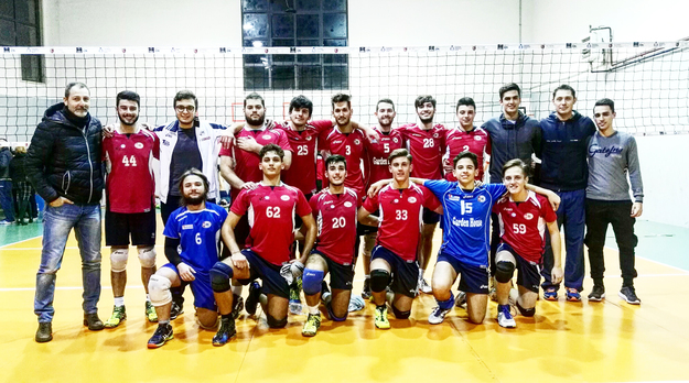 Ladispoli al completo dopo il derby vinto