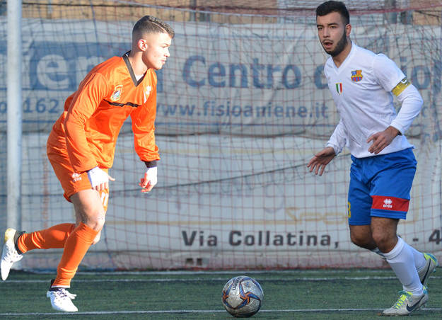 A sinistra Romani, volto nuovo in casa Accademia andato a segno sabato, a destra il capitano blaugrana Barbini (©GazzettaRegionale)