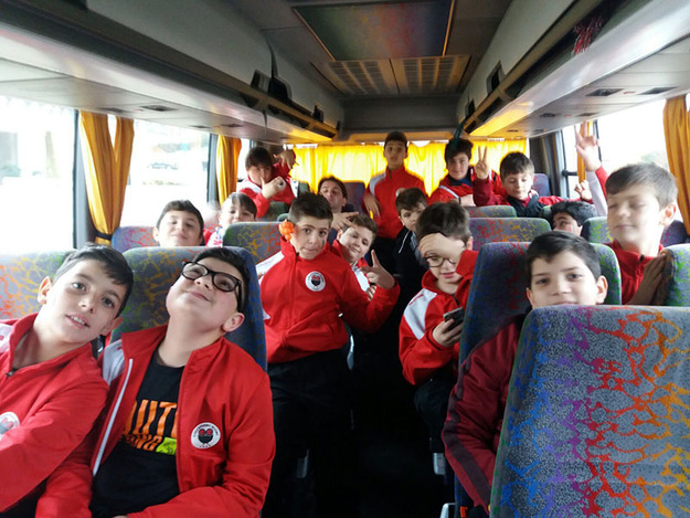 Colleferro, bambini sul pullman