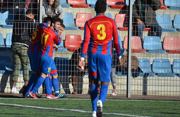 Bellardini dopo l&apos;1-0 sotto la tribuna (©Torrisi)