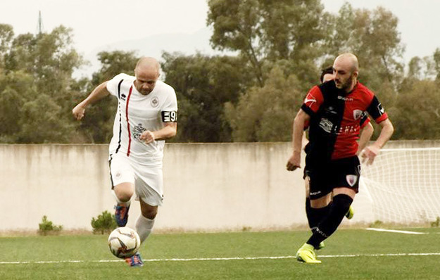 Marco Nieddu (a sinistra) capitano e bomber del Tortolì (foto ©Tortolì Calcio/Facebook)