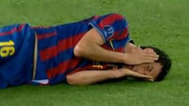 La celebre simulazione di Sergio Busquets in un Barcellona-Inter di qualche anno fa