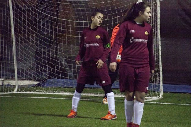 Cade la Roma cf