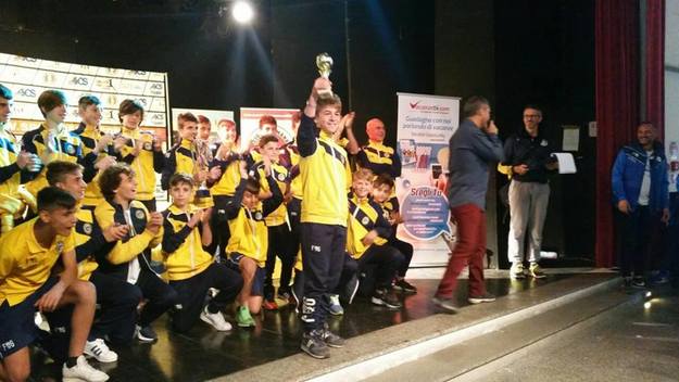 La premiazione di Riccardo Legnante (Foto©Facebook/Urbetevere)