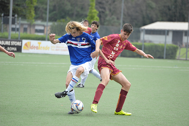 Un&apos;immagine della gara tra Futbolclub e Pro Roma ©De Cesaris