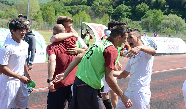 Basili esulta dopo la finale vinta (©Lori)