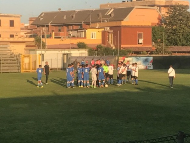 Calcio d&apos;inizio Sff Atletico-Civitavecchia