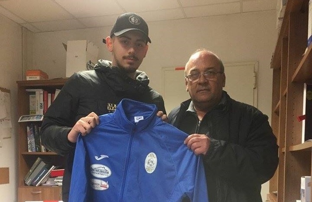 Il presidente Natalini con il calciatore Forte