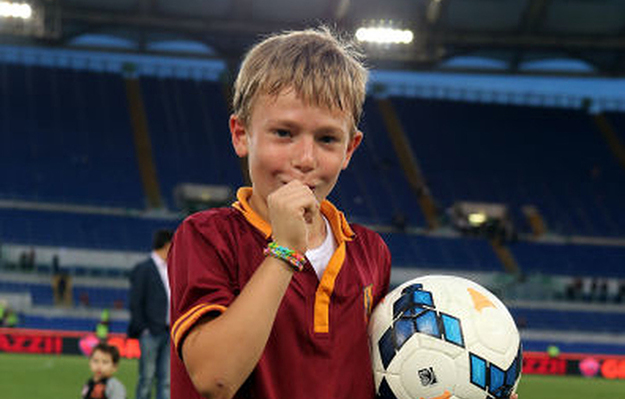 Christian Totti esulta come papà Francesco ©eurosport.fr