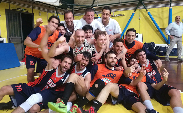 La festa della Tiber dopo aver conquistato la Serie B