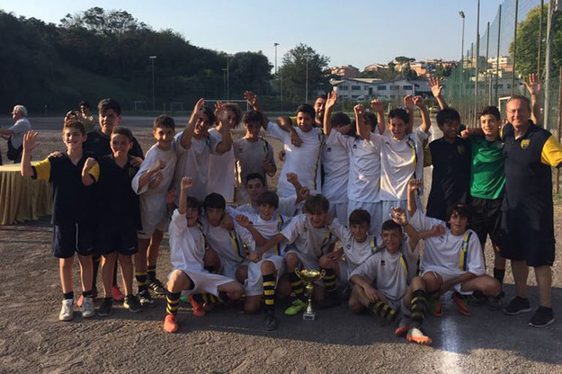 La Nuova Milvia festeggia con la coppa