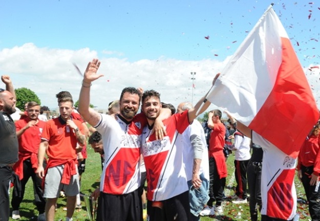 Ciciani (a sinistra) vittorioso con il Team Nuova Florida)