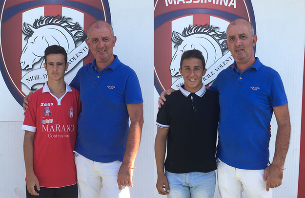 I due nuovi 2002 del Massimina con il ds Porcelli