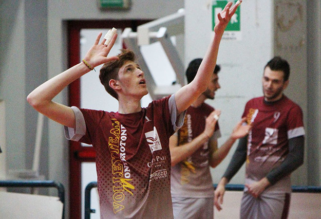 Andrea Orlando con la maglia del Monterotondo