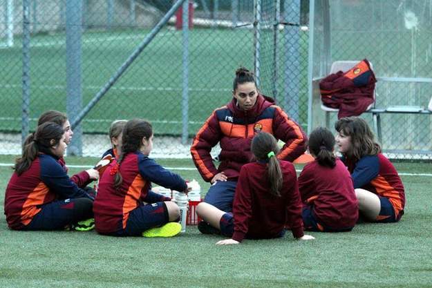 Durante un allenamento con la scuola calcio