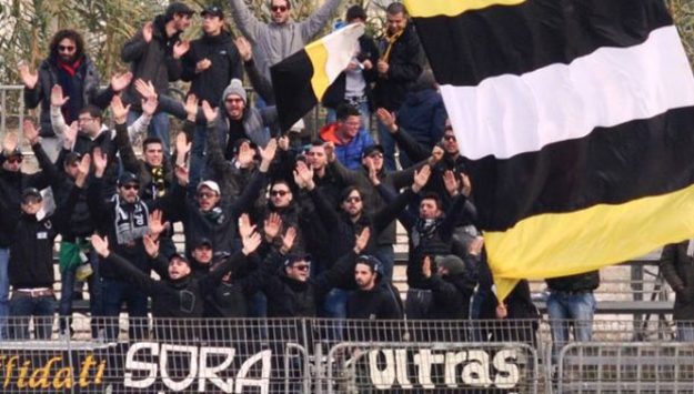 I tifosi del Sora (foto sora24.it)