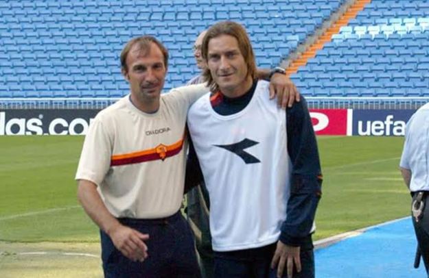 Mario Lodi con un giovane Francesco Totti