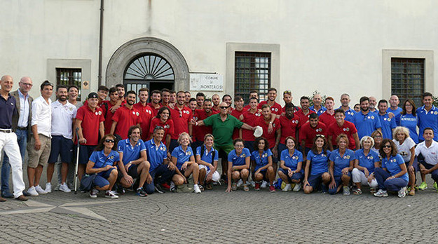 Il Monterosi Fc si presenta in comune ©Monterosi