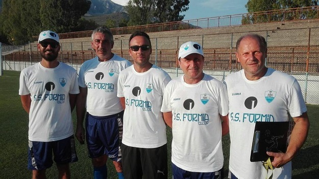 Pernice con il suo staff (©Formia)