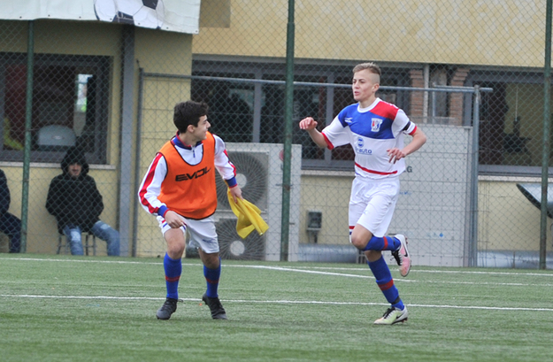 Felici esulta dopo un gol ©Del Gobbo