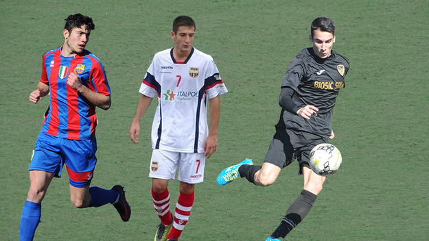 Fratini (con la maglia Perconti), Collacchi e Giurato