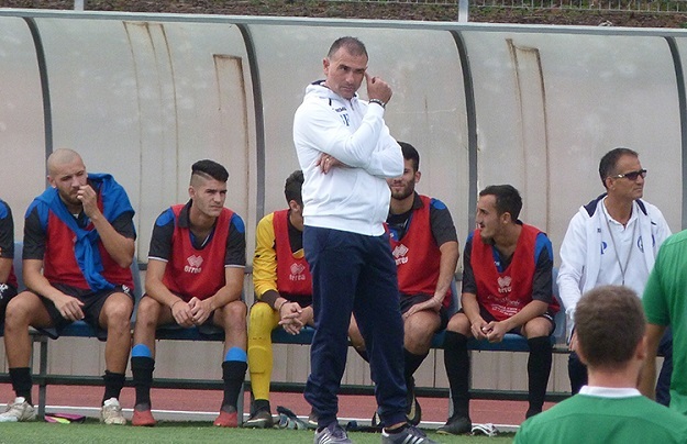 Il tecnico dei nerazzurri, Francesco Gesmundo (©Gazzetta Regionale)