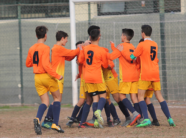 Esultanza Totti Soccer School (©De Cesaris)
