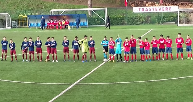 L&apos;ingresso in campo delle due squadre