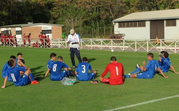 Rocca al lavoro per la ua Italia U15 © figc.it