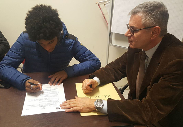Urbetevere, il classe 2004 Elvis Cupellaro firma per la Roma ©GazzettaRegionale