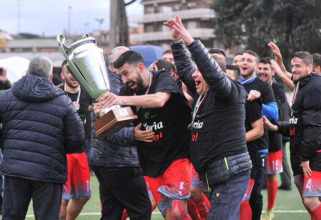 Stazi, a destra, esulta con Casciotti ©Del Gobbo