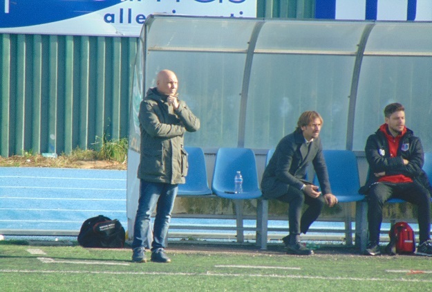 D&apos;Este (a sinistra) con il tecnico della Juniores Bussi (©Manuel Ferrara)