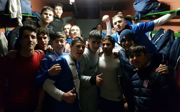 Festeggiamenti SFF Atletico (Foto GazzReg)