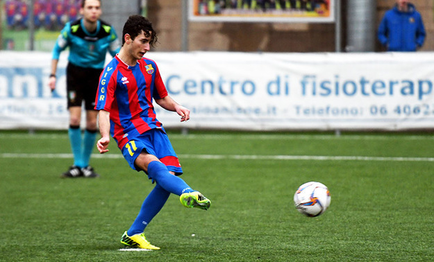 Fratini (Perconti), è suo il gol dell&apos;1-0 ©Lori