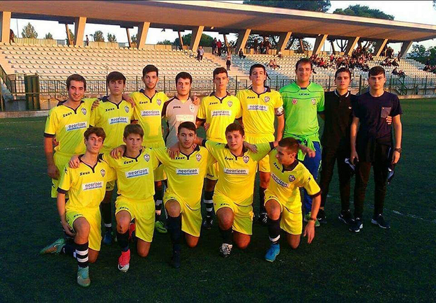 Jacopo Barlone ed i suoi ragazzi prima di una gara di campionato ©GazReg
