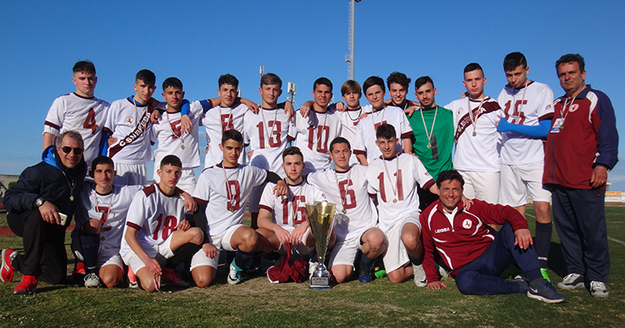 I ragazzi del CSV Breda con la coppa ©GazReg
