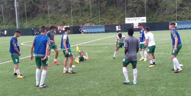 Riscaldamento pre match Dilettanti Falasche (Foto GazzReg)