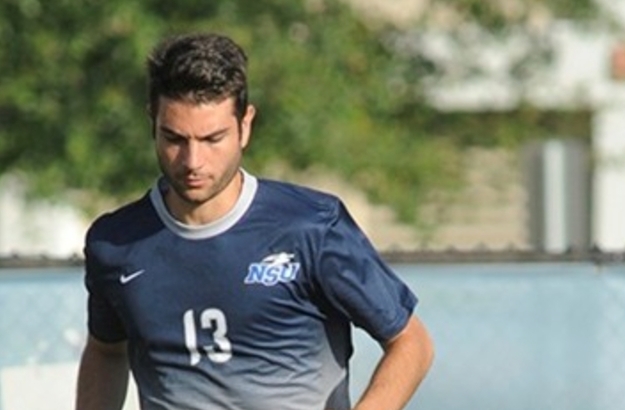 Flavio Devoto, con la maglia del college